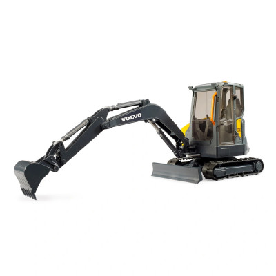 Žaislinis BRUDER ekskavatorius Volvo ECR40 02465