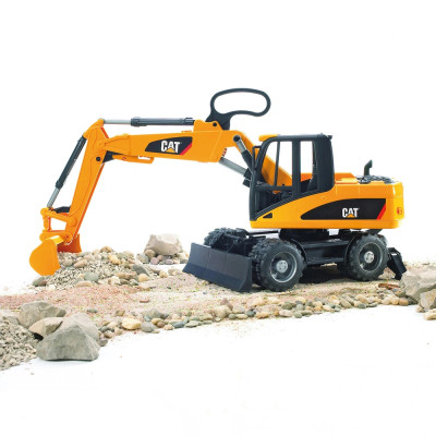 Žaislinis BRUDER ekskavatorius CAT 02445